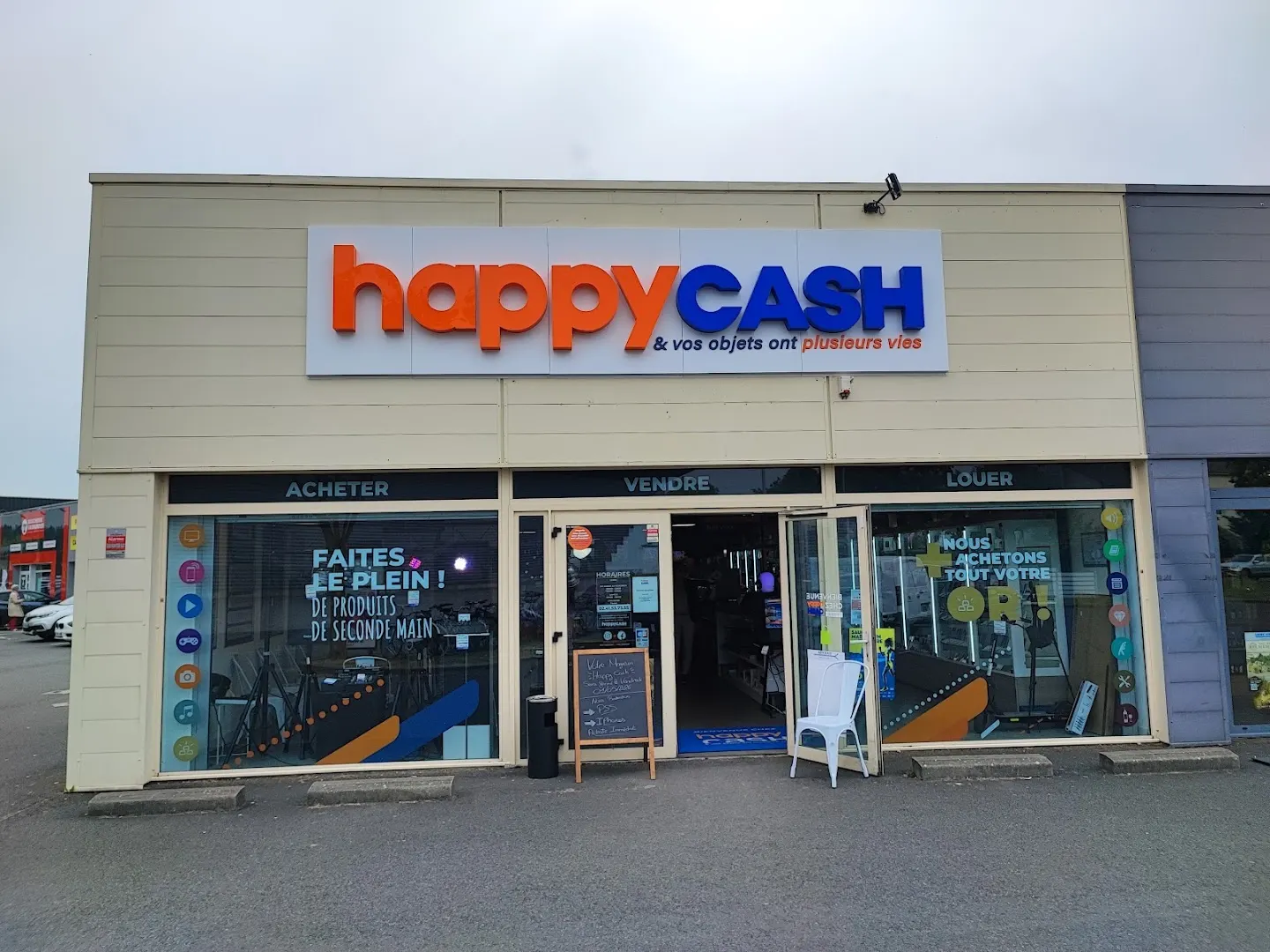 Happy Cash Saumur-Distre
