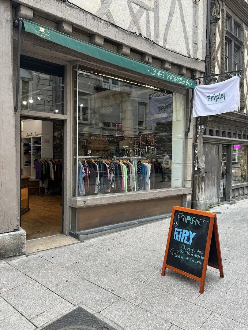 Friperie Friply - Boutique de seconde-main centre d'Angers - rachat vêtements