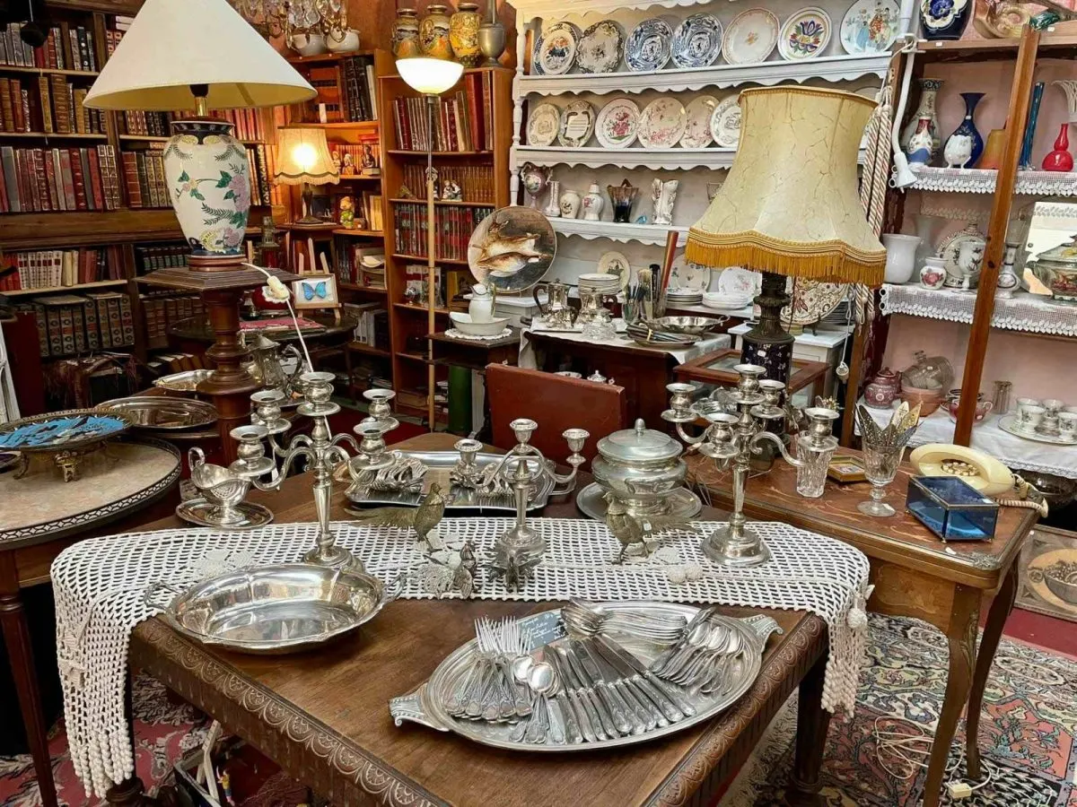 ( antiquaire Keller) antiquite brocante débarrasse maison. a Toulouse et tout le 31