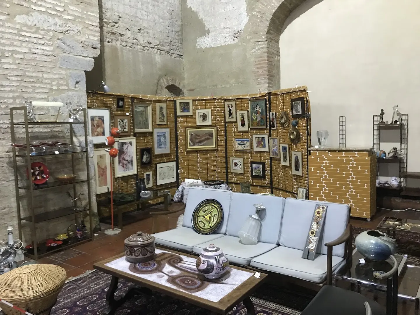 Atelier antiquités brocante