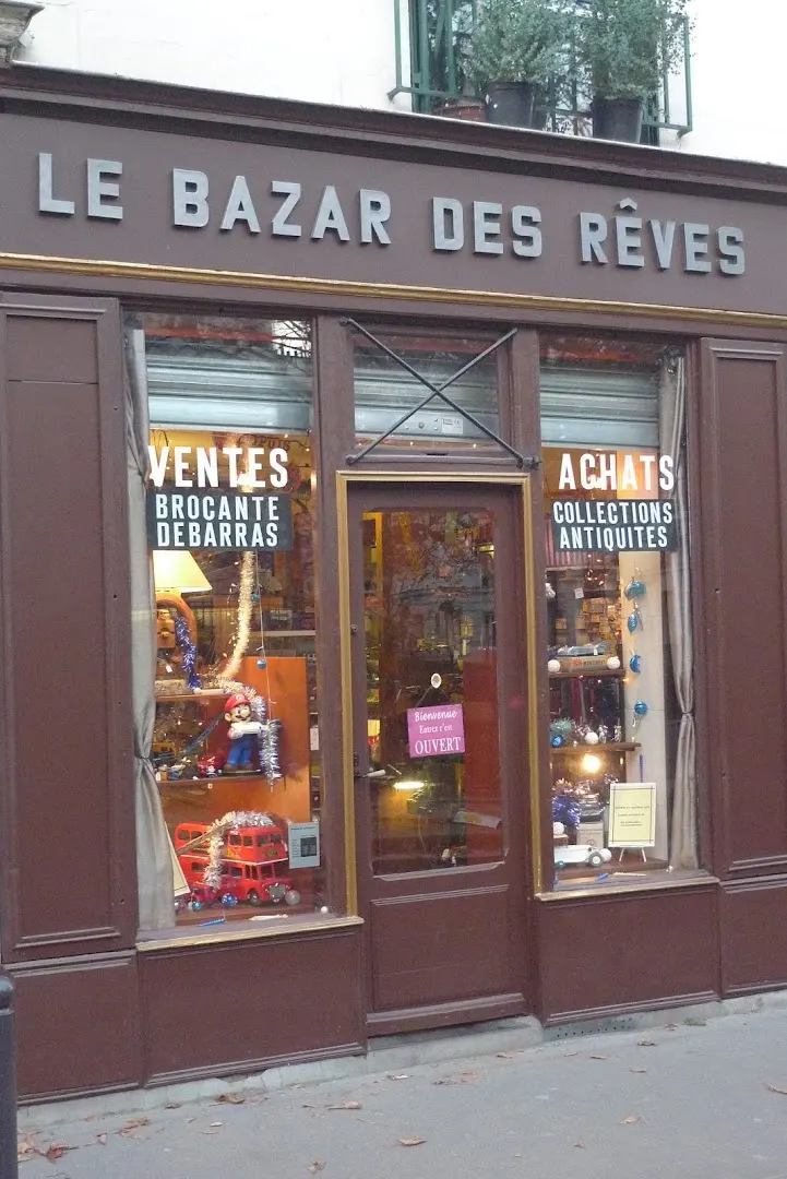 Le Bazar des Reves. Achat vente jouets anciens.