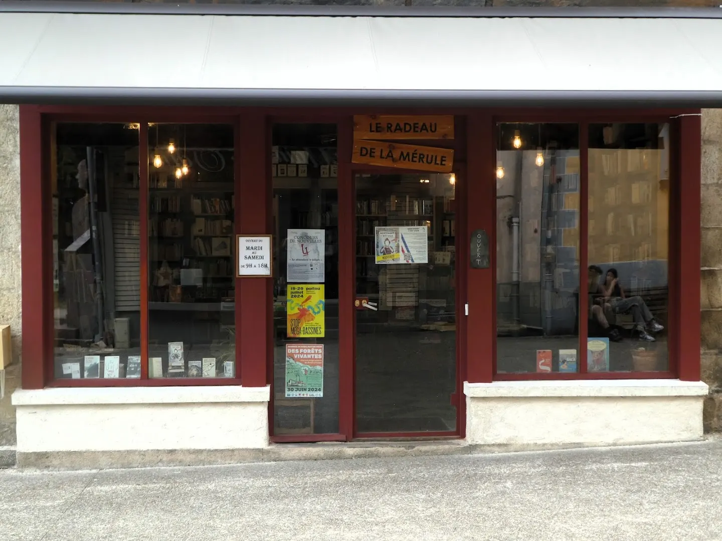 Librairie d'occasion Le radeau de La Merule
