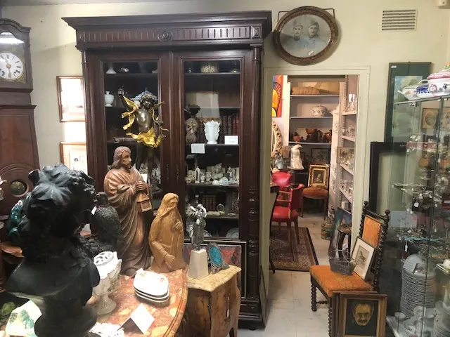 La caverne des chineurs