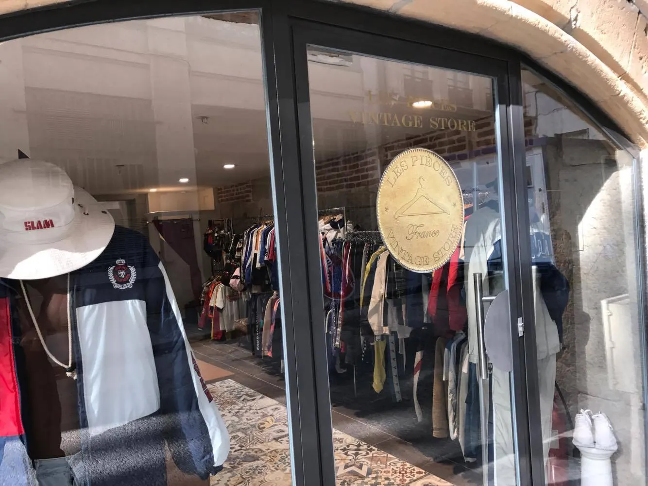 Les Pieces Vintage Store