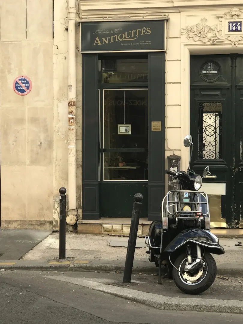 Le Couloir Antiquités