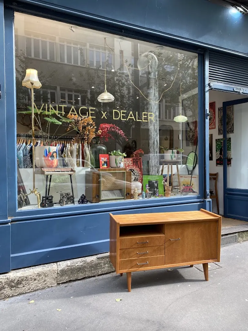 Vintage Dealer