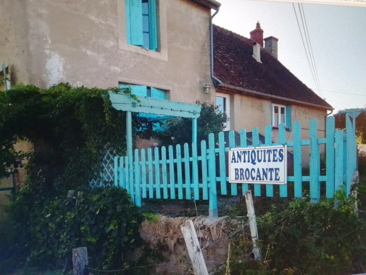 LA BROCANTE DE CHAMPLECY