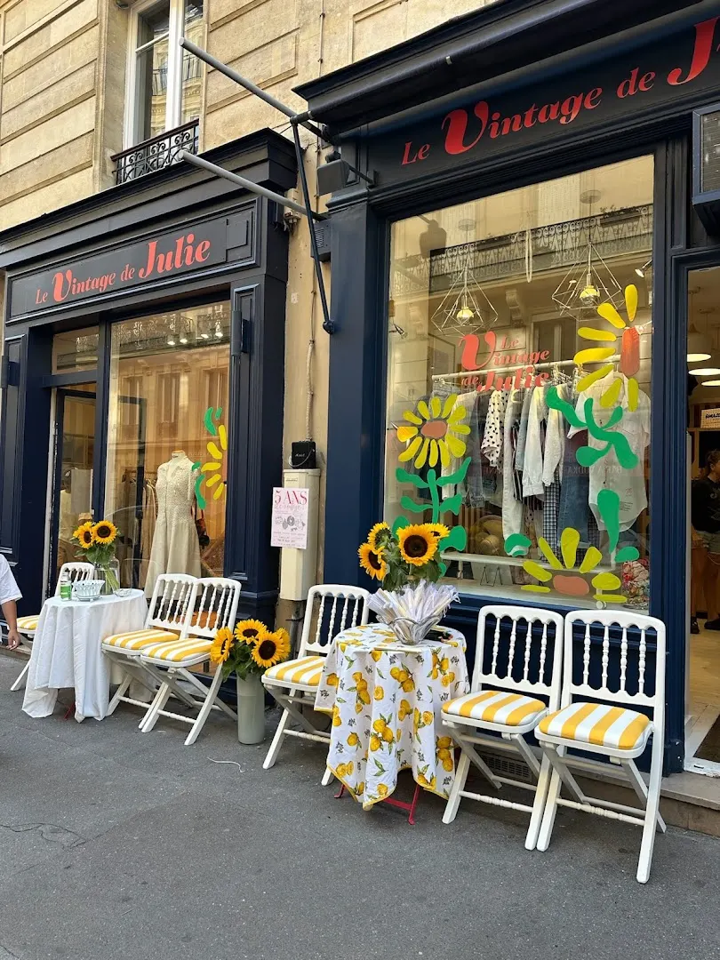 Le Vintage de Julie - La Cage Doree