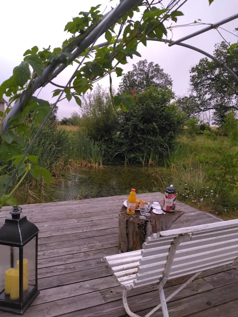 Les Cagouilleres - Produits locaux - friperie - Accueil Camping-car