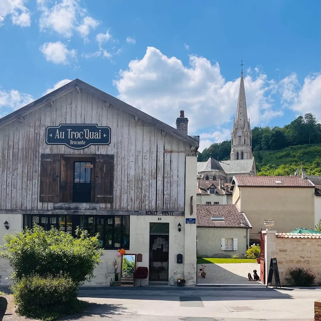 Au Troc'Quai - Cafe Brocante