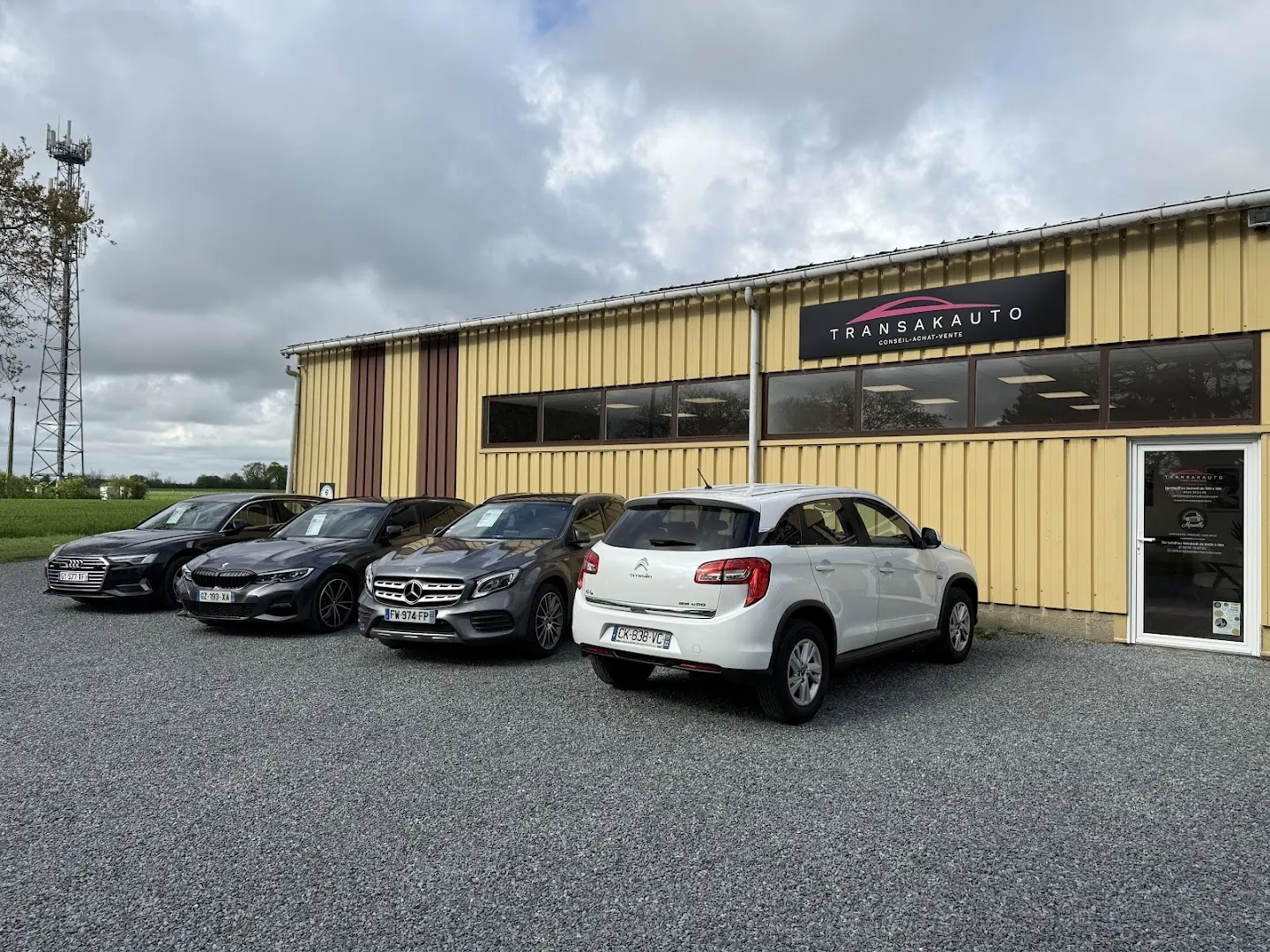 TRANSAKAUTO LAMBALLE