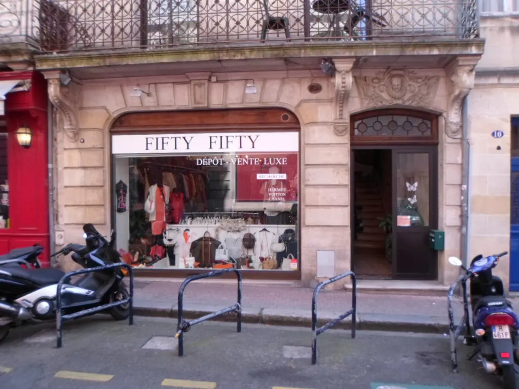 FIFTY LUXE