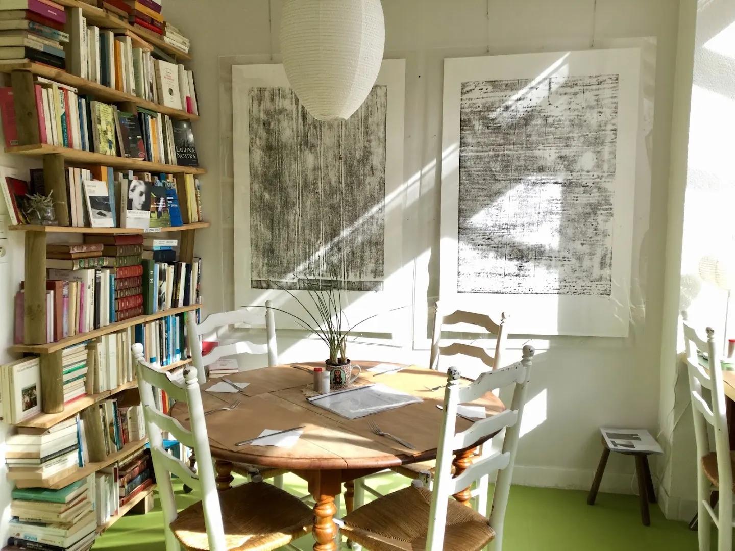 Book'n'billig creperie bouquinerie service continu