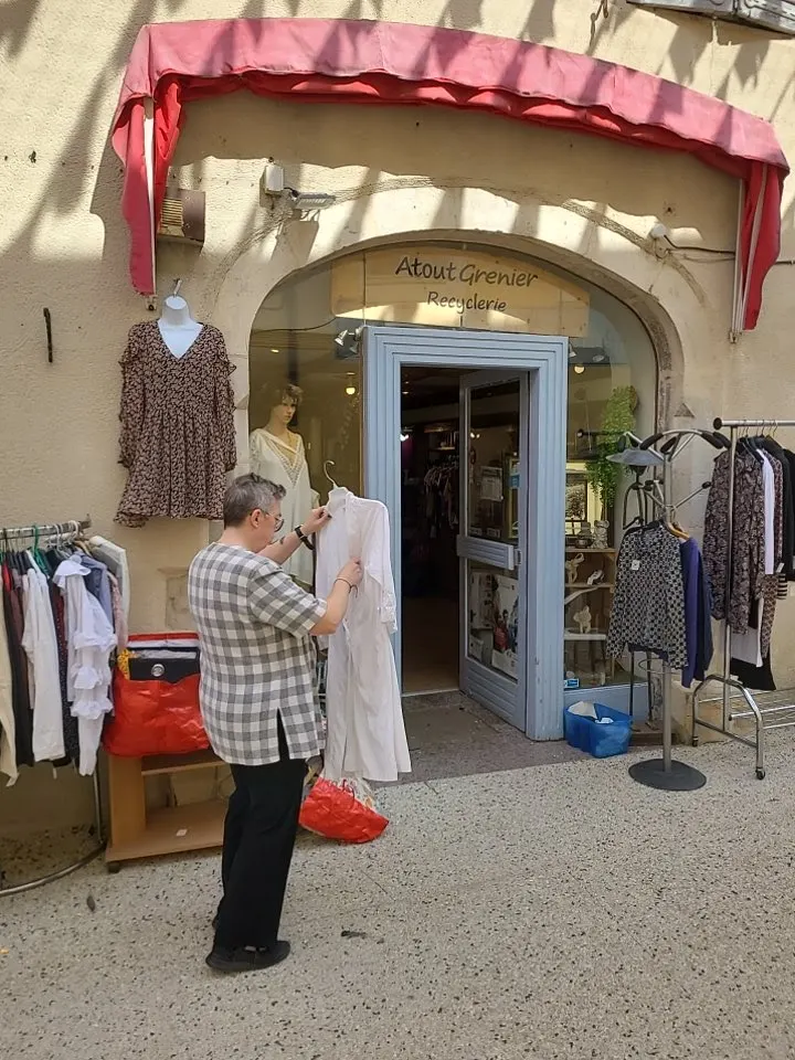 AtoutGrenier recyclerie friperie