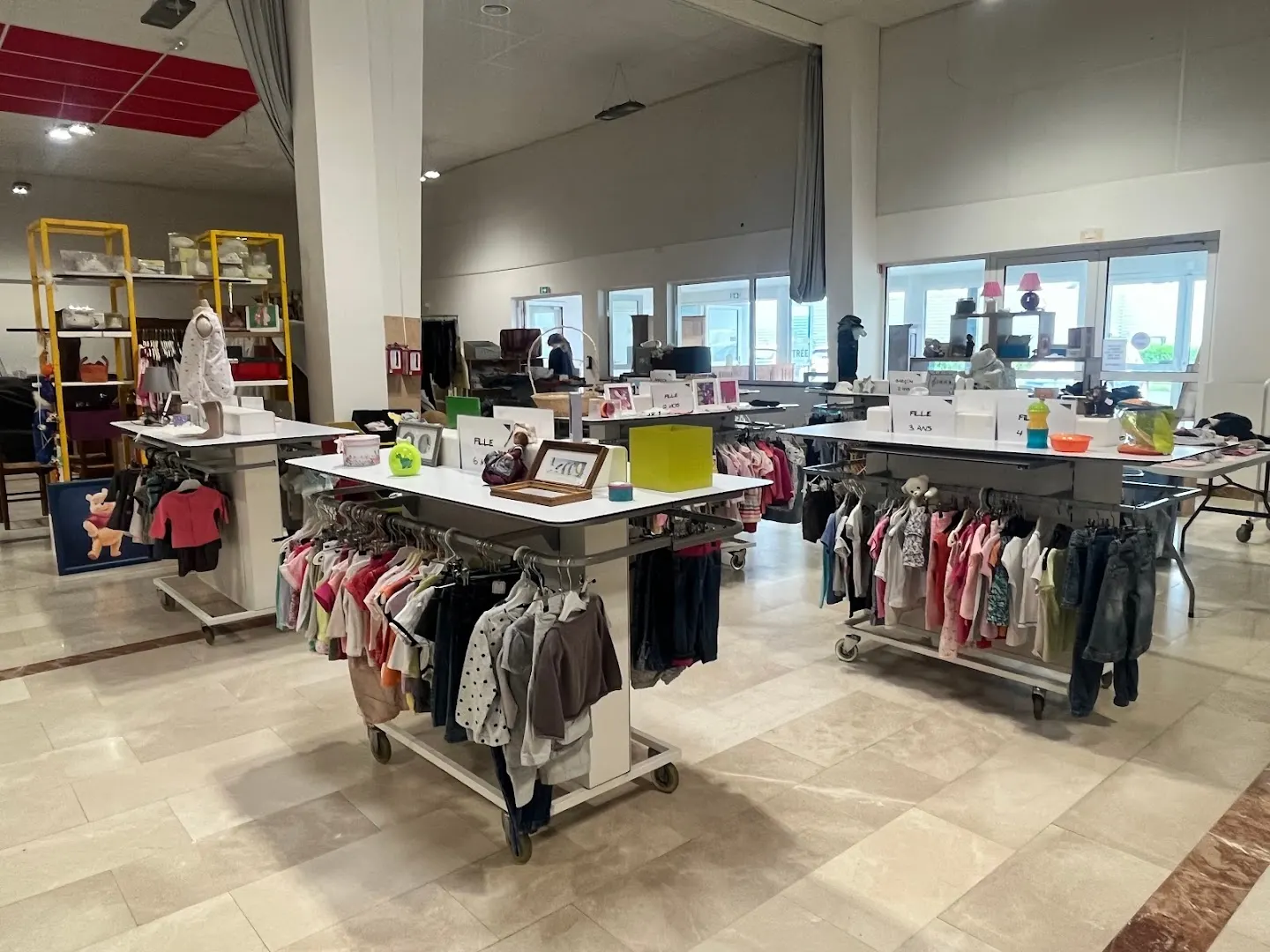 Association le Grenier Magasin Ressourcerie