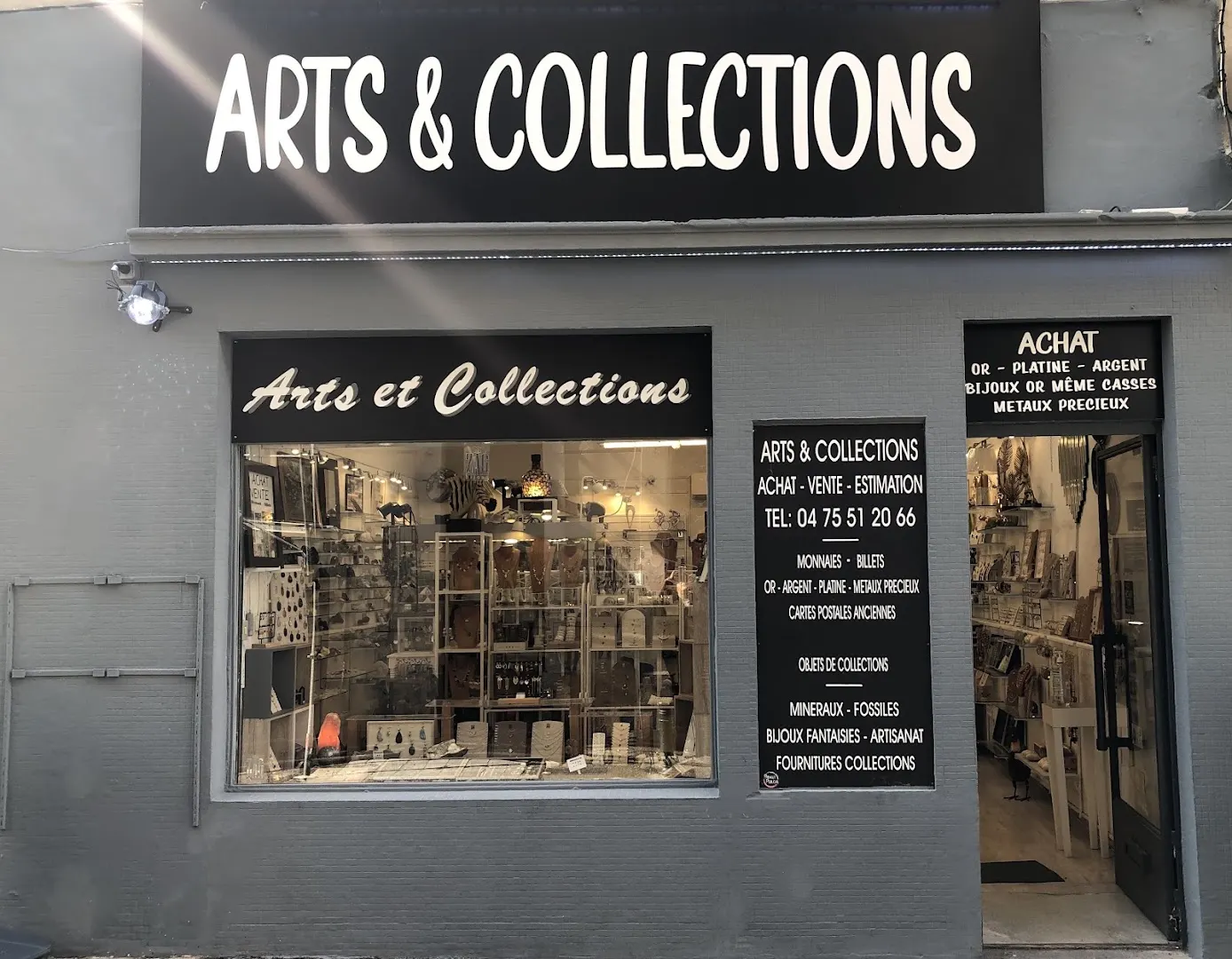 Arts Et Collections