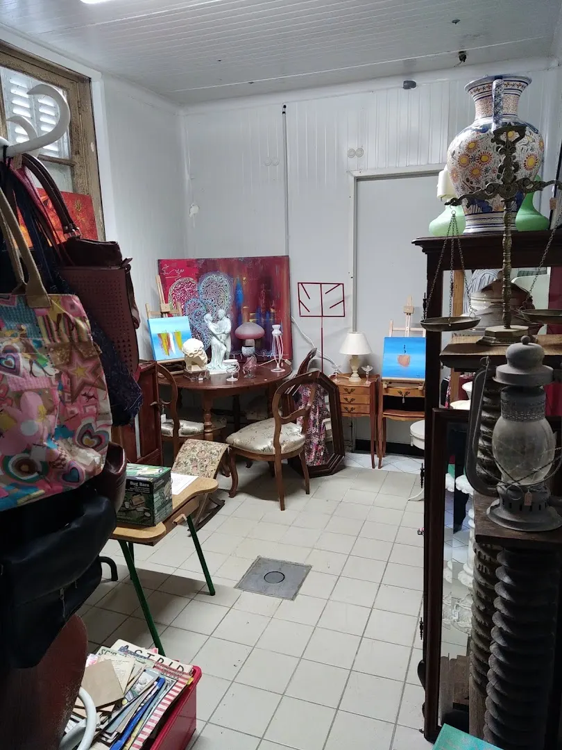 Les Arts Vintage
