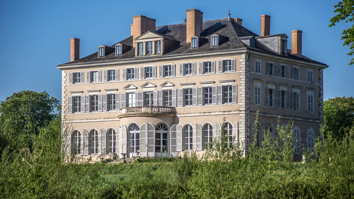 Vue de Bazouges Cre sur Loir