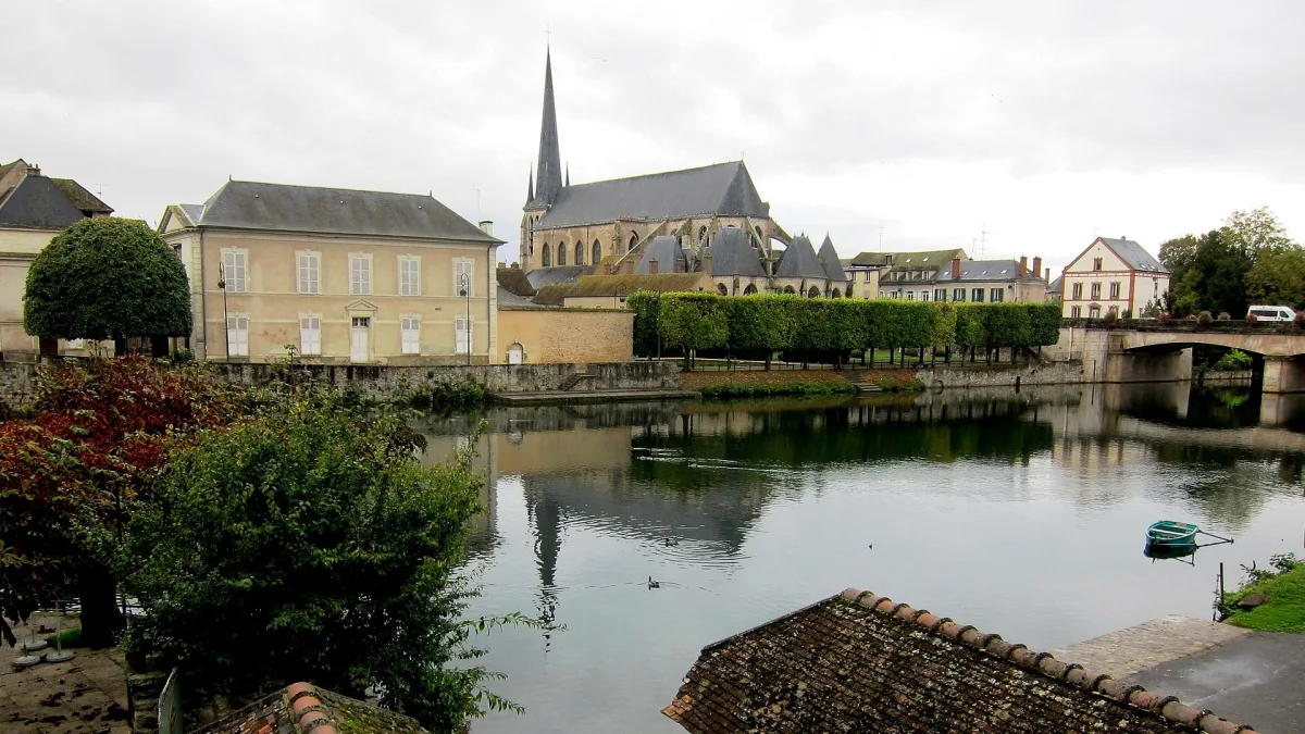Vue de Nemours