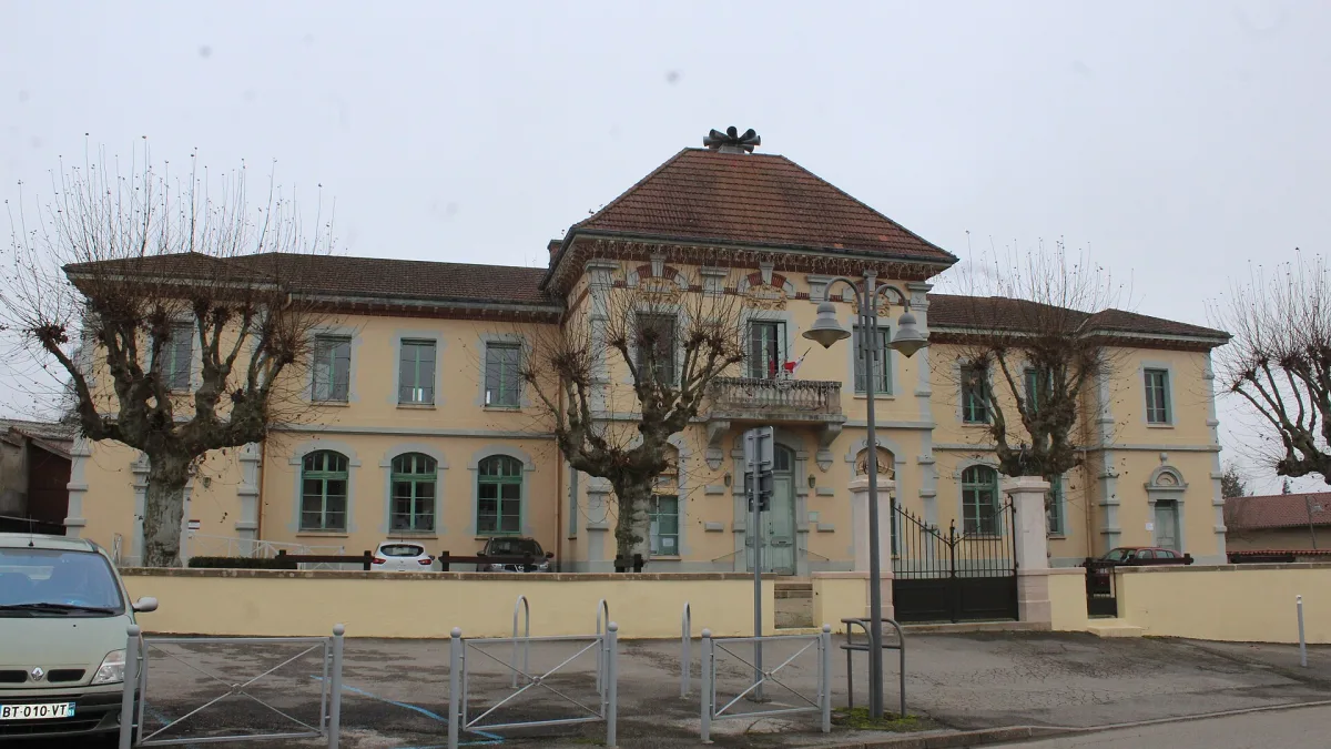 Vue de Neuville-les-Dames