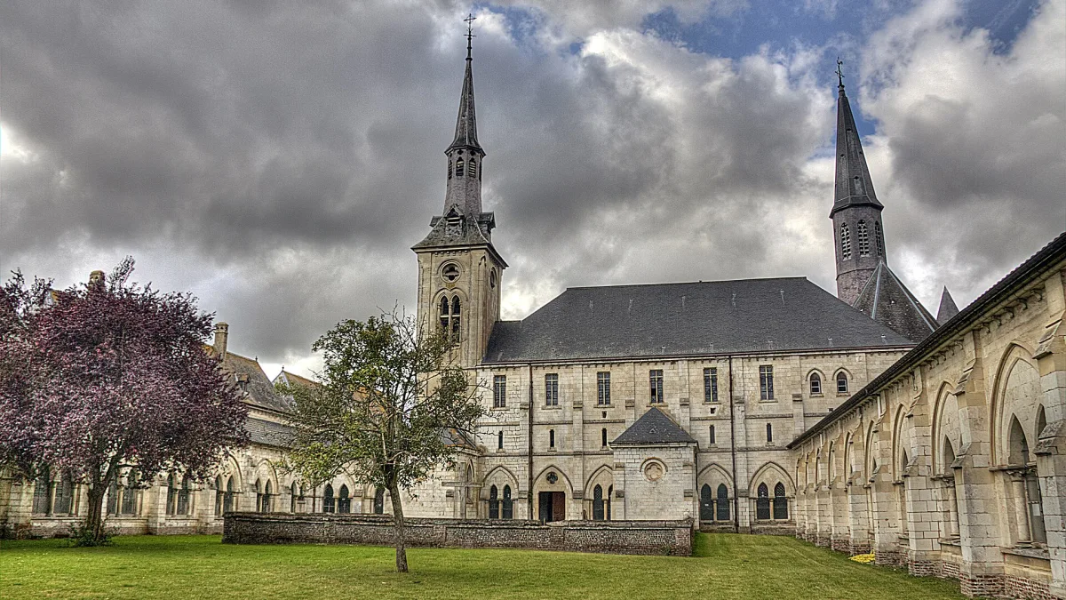Vue de Neuville-sous-Montreuil
