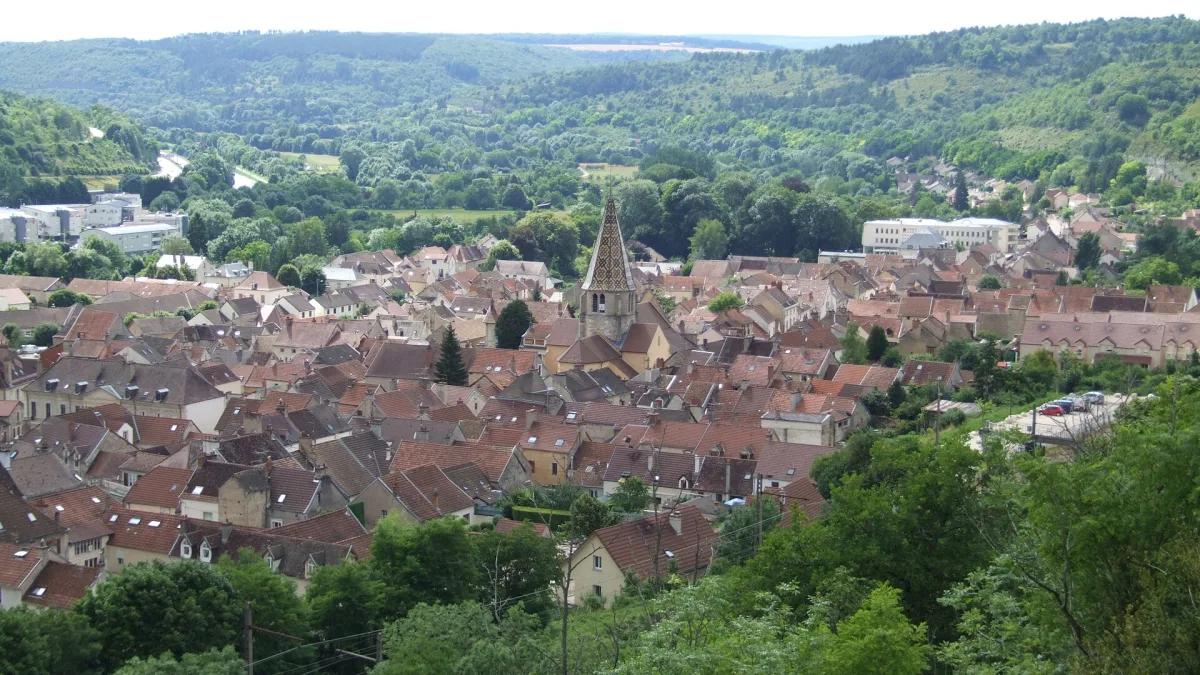 Vue de Plombieres-les-Dijon