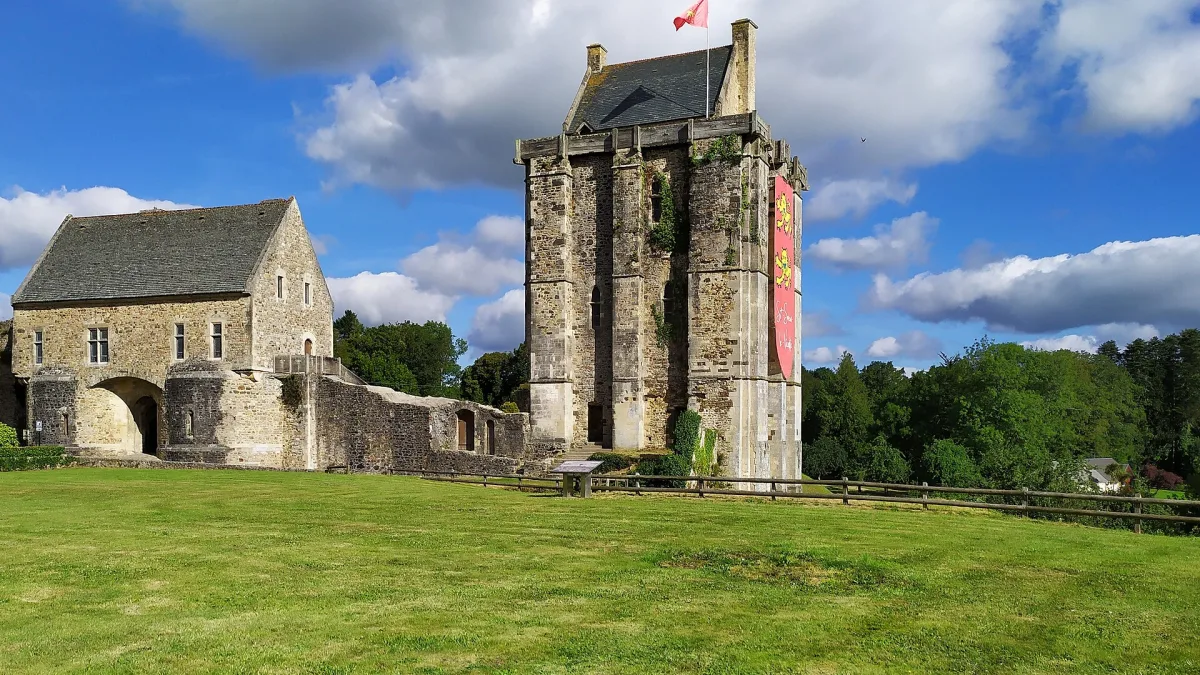 Vue de Saint-Sauveur-le-Vicomte
